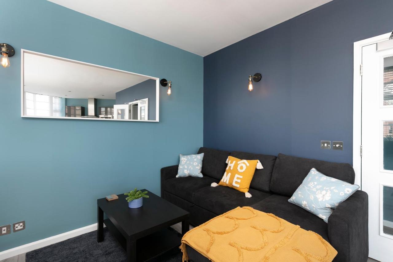 Lovely Brighton Apartments Moments Away From Royal Pavilion Exterior photo