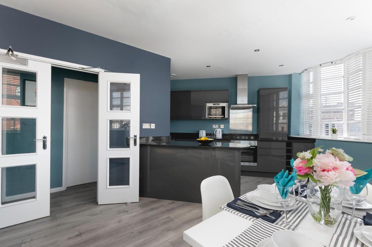Lovely Brighton Apartments Moments Away From Royal Pavilion Exterior photo