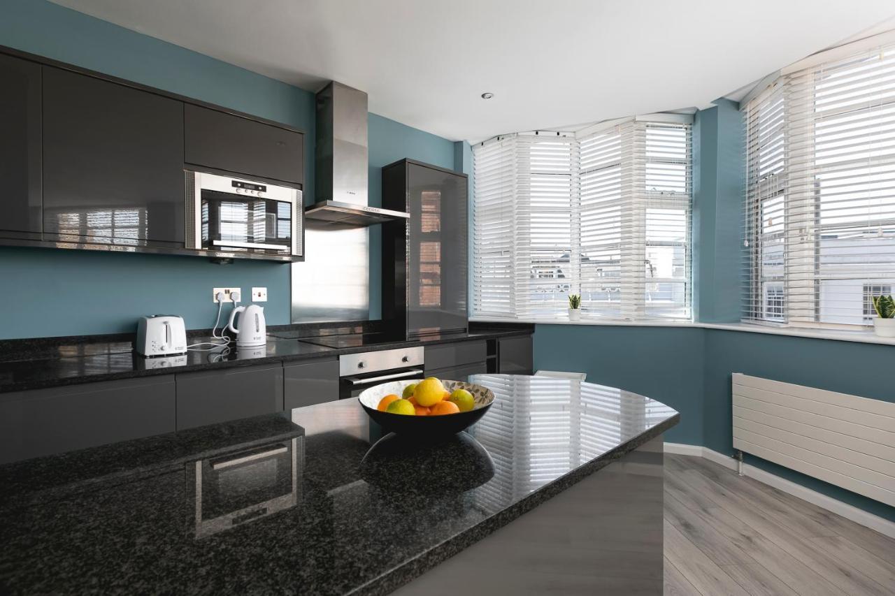Lovely Brighton Apartments Moments Away From Royal Pavilion Exterior photo